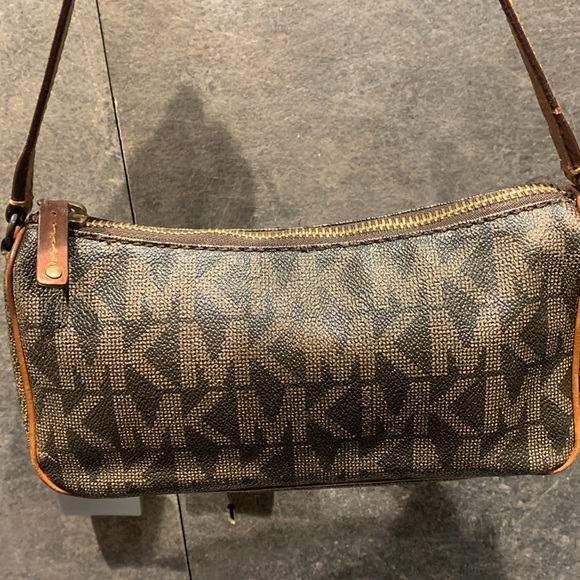 Authentic Michael Kors Shoulder bag - Picture 8 of 12